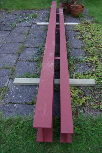 The structural engineer designed a clip to hold them together