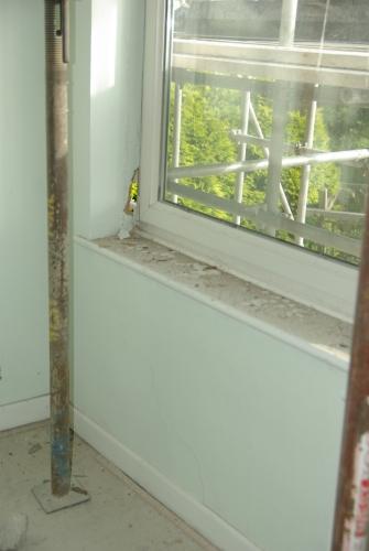 You can see daylight through that hole !