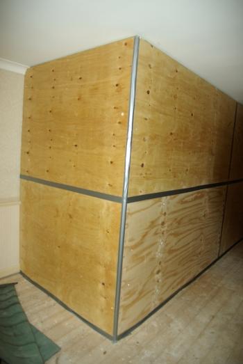 It's even fitted round the coving and dado rail